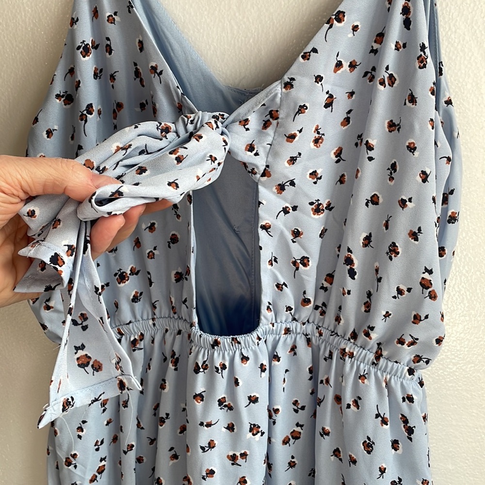 Sienna Sky faux button front floral fully lined spaghetti strap dress size small - Picture 3 of 6